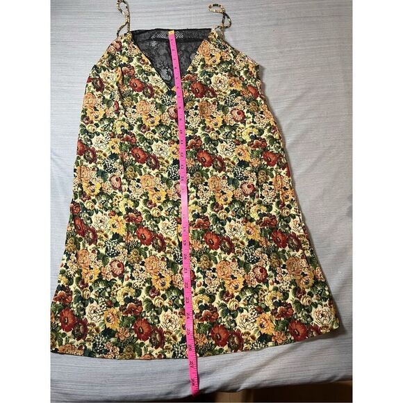 Zara Women's flower intimates - Picture 5 of 5